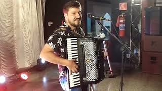 Pretinho dos Teclados e Alemão Música nova de Magno Lima Sanfoneiro baile no Itaperuna Tênis Clube 