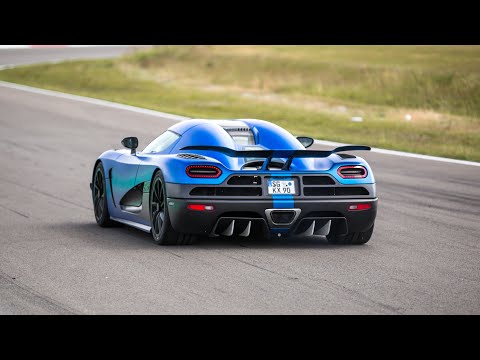 Koenigsegg Agera R - LOUD Accelerations !