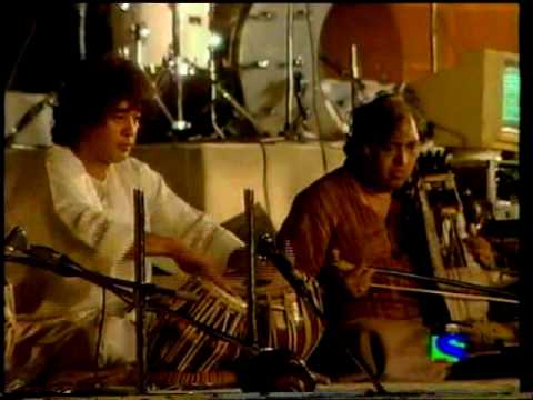 tabla solo- Zakir Hussain, Fazal Qureshi and Sultan Khan