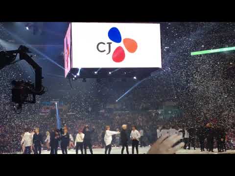 170819 KCON LA Day 1 - Ending