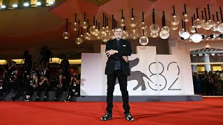 US filmmaker Gus Van Sant receives award at Venice Film Festival