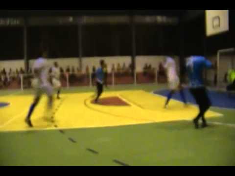 Bela Defesa do Goleirão Marcelo do Taboado Futsal.