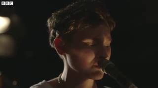 SOAK - Everybody Loves You (Live) SOAK - Everybody Loves You (Live)