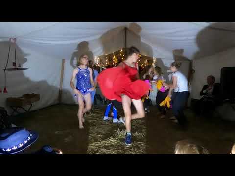 Tábor Timeline 2020 - Kabaret: Chlupaté nožičky