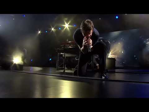 Keane - Stop For A Minute (live Burberry Beijing 2011)