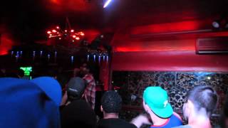 Elzhi/ represent