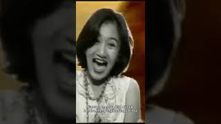 Download lagu Nini Carlina & Doel Sumbang : Rindu Aku Rindu Kamu #lagukenangan #lagujadul #musiknostalgia mp3