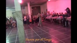 CRISTINA SOSA y DANIEL NACUCCHIO bailando la milonga MANO BRAVA en FLOREAL MILONGA