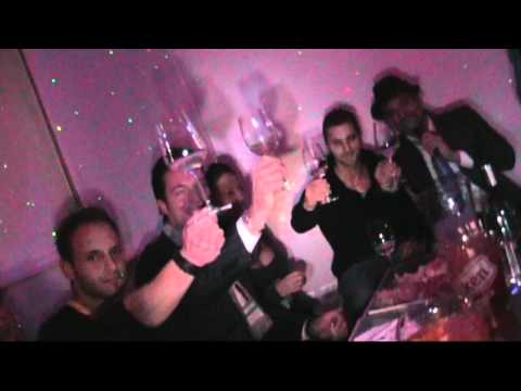 ALEX LOUNGE BAR   ""APERITIVO LOLA"".avi