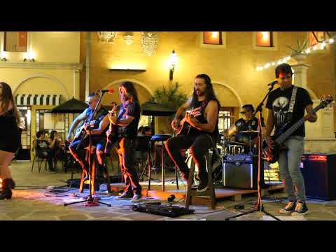 Black Velvet por The Hot Rockers & Múltiple Identidad