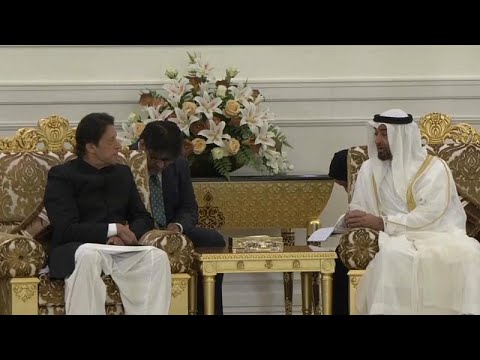 شاهد رئيس وزراء باكستان عمران خان يلتقي ولي عهد أبو ظبي محمد بن زايد…