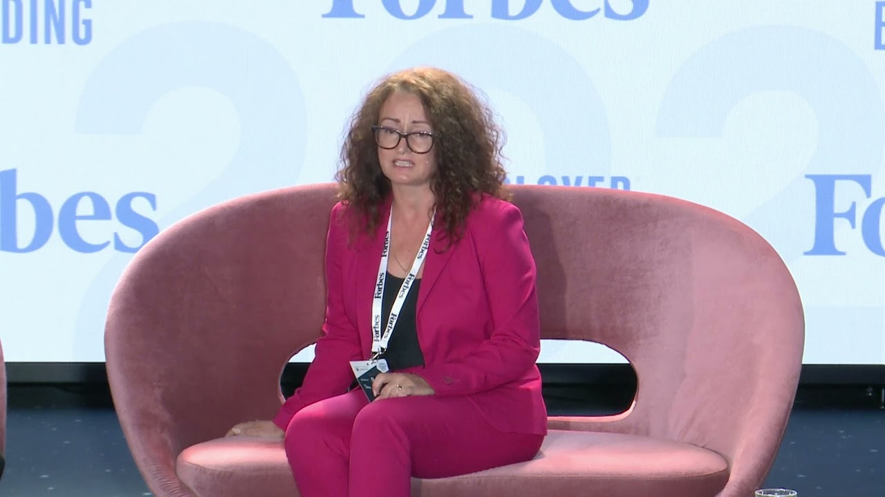 Младежта може!