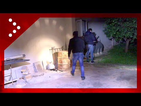 Trovato il terzo covo di Matteo Messina Denaro: entrano gli uomini della polizia