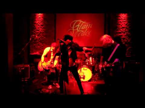 Glam Voodoo - Sucker Train Blues (live 2011) Velvet Revolver cover HD