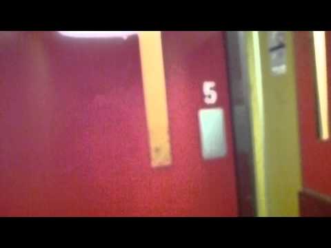 Old KONE Elevator, OTIS Mod @ Högsätravägen 9, Lidingö