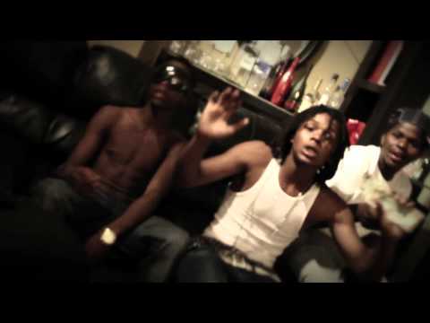 AO Boy Yung Juice - Broke Boyz OFFICIAL Shot By: @LiLeFilms