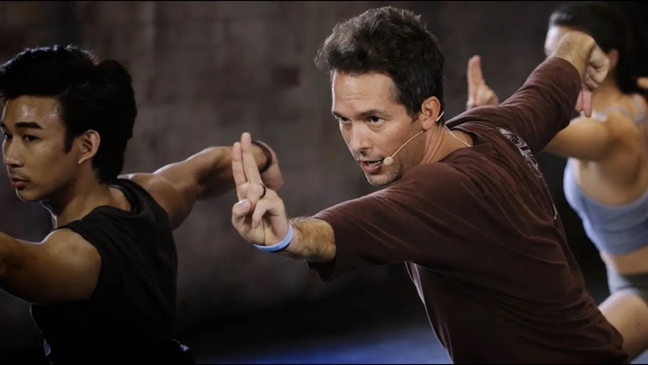 30 Min Power Yoga Chi Flow l Boost Your Energy & Strength