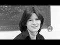 History in Five: SALLY RIDE, Americas First Woman.