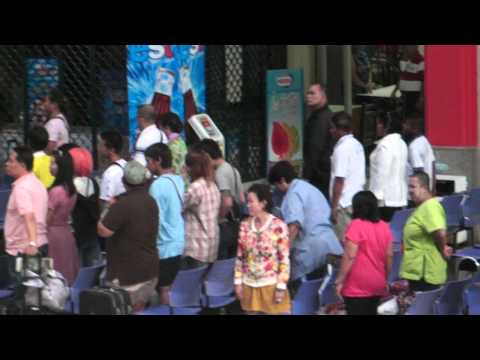 タイ研修2014 04 アユタヤ・駅・大学