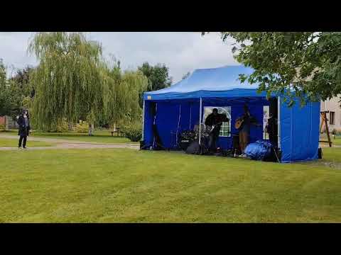 J.S.M.E - Mladé buky