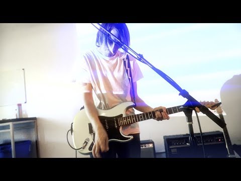 Wax Idols - Deborah (Live on PressureDrop.tv)