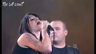 Vanessa Amorosi - Perfect + It&#39;s A Long Way To The Top (Live at the Grand Final Footy Show 2008)