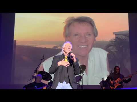 Unchained Melody - The Righteous Brothers (Woonsocket, RI 5/20/2023)