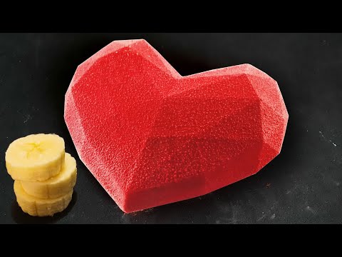 Banana dessert on Valentine's Day ❤️ Made with love. Nobody is guessed how you did it