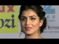 Pallavi Sharda Hot In Saree At Zee Cine Awards Red Carpet 2014