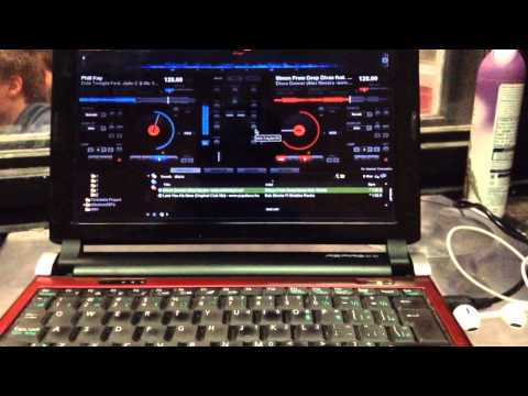 JorjitoDGey playing Phill Kay - Dale Tonight (David Myrla Remix) on 01.11.2013