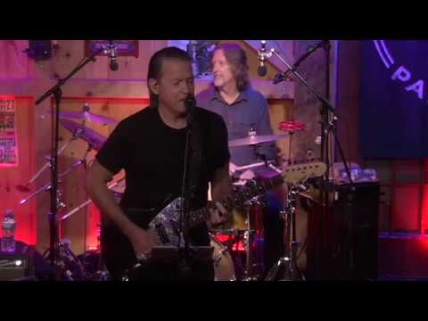 Two Hearts ✦ TOMMY CASTRO & the PAINKILLERS ✦ Daryl's House Club