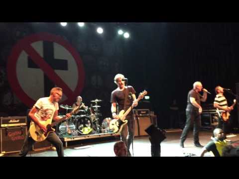 bad religion - punk rock song - o2 forum kentish town, 01 august 2017