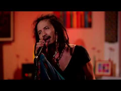 Ipang Lazuardi - Tak Ada Gantinya (Live at Music Everywhere) **