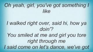 Hard-fi - Middle Eastern Holiday Lyrics