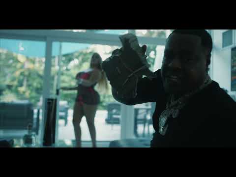 Super Nard - Waffle House Ft. Finesse2Tymes (Official Video)