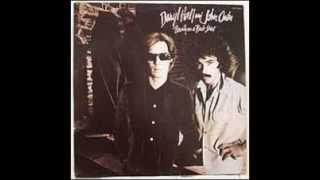 Hall &amp; Oates - Bad Habits and Infections (Beauty on a Backstreet, October 11, 1977)