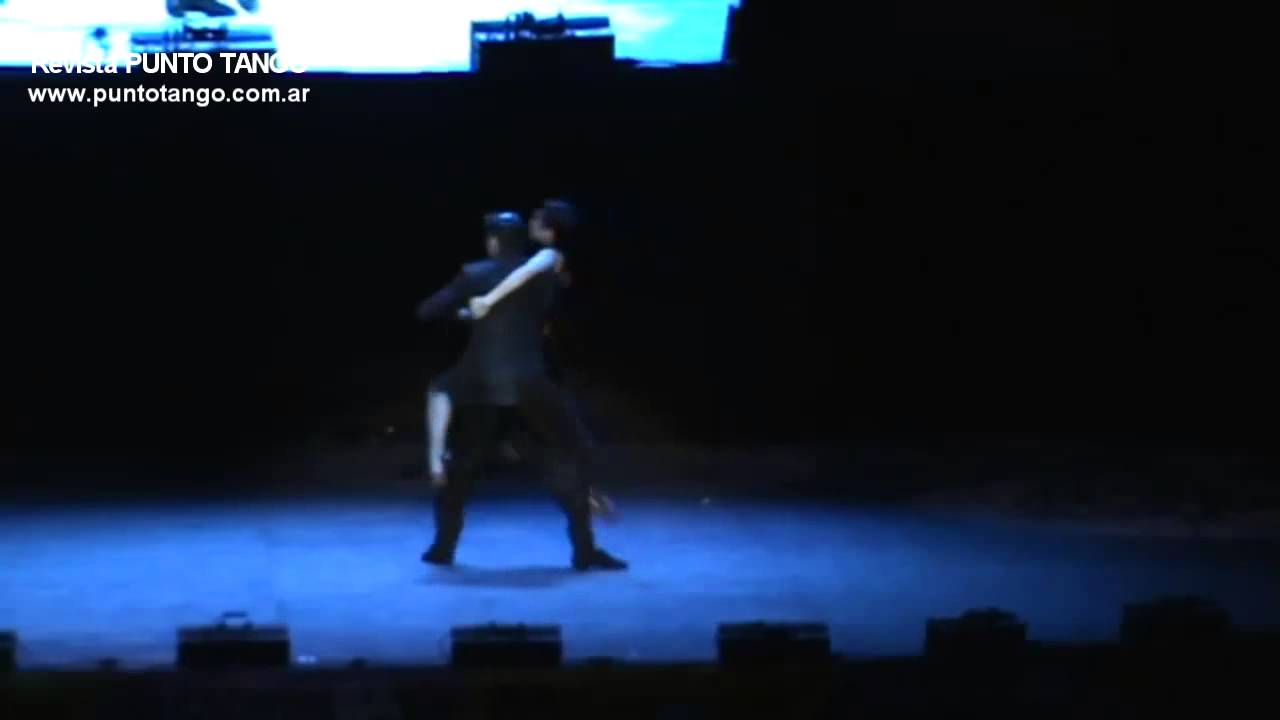 03 Terceiro Lugar 2012 - Cristian David Correa y Sabrina Amuchastegui