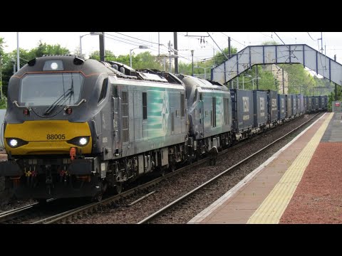 88005 Minerva + 68018 Vigilant Leading the Diverted 4Z48 through Slateford from Mossend to Daventry
