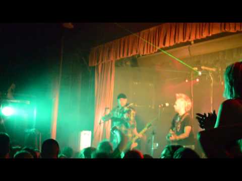 Ferocious Dog And Big Dean Perform Freeborn John, Dogfest 2013