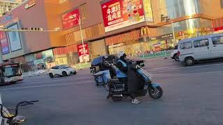 就业，涉及北京户口骗钱是刑事，不涉及户口只是民事，约等于没事