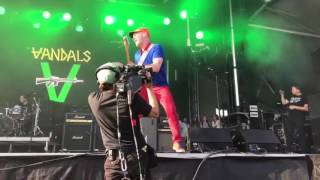 I want to be a cowboy - The Vandals @77Montreal, Montreal - 2017-07-28
