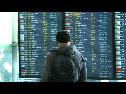 Luftraum gesperrt - Flugpassagiere in Moskau gestrandet | AFP