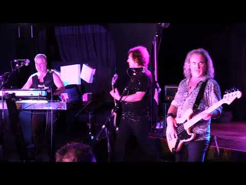 The Original Jukebox Heroes - Vauxhall, May 2022 "Love is like Oxygen" cover.