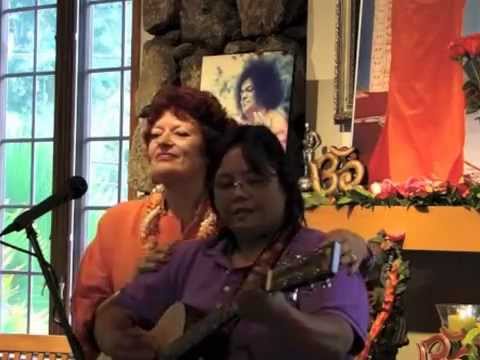 Dana Gillespie & Faith singing Prema Ishwara He in Honolulu Hawaii