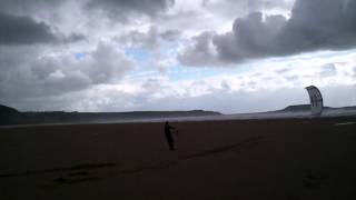 preview picture of video 'Extreme Kiting in Llangennith'