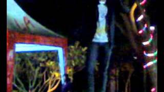 Download lagu d'masive-I'L FILL(MANUSIA TAK BERHARGA).mp4 mp3