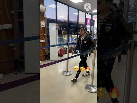 Zubeen Garg and priyanka Bharali #LGBI Airport #likeandsubscribe #zubin_garg#love # all musicians#