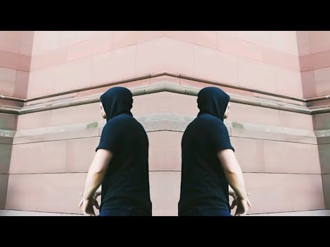 Harvey Quinn - Out of my mind (Prod. By Vintageman)