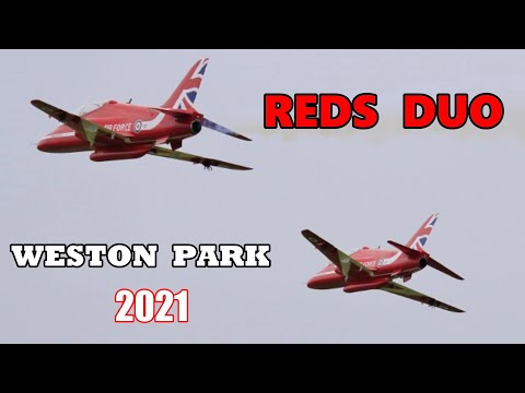 MASSIVE 1/3 SCALE RC RED ARROWS BAE HAWKS "REDS DUO" DISPLAY - BISHOPS AT WESTON PARK - 2021