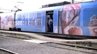 preview picture of video 'slovenian trains HD (#209)_skofja loka 20100606_(1/3)'